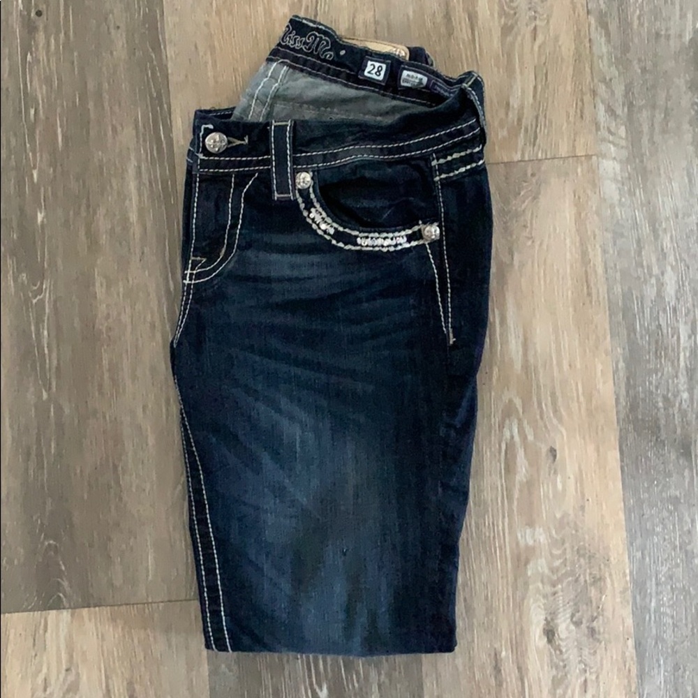 Miss Me Mid Rise Woman Capris | Size 28x26.5 Jeans
